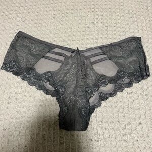 NWT Victoria's Secret Dream Angles Lace Cheeky Mesh Panty Size Large‎